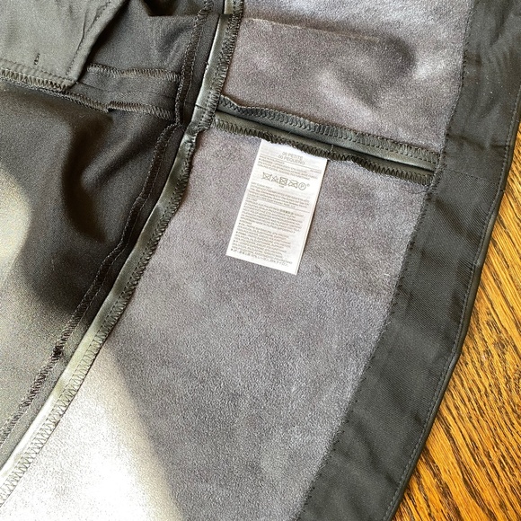 Banana Republic Black Pleather Skirt - Picture 6 of 8